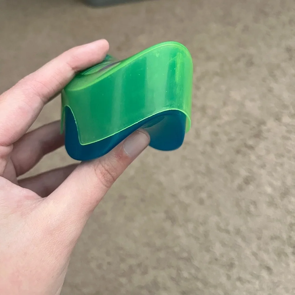 Pringles Chip Holder